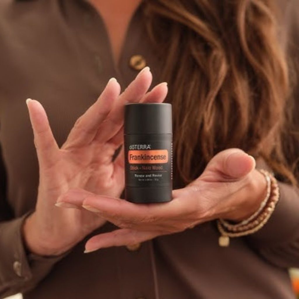 doTerra frenky frankincense kadilo kadilna bosvelija complex kapsule naio wood stick stik mazilo